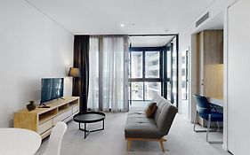Urban Luxe Retreat - South Brisbane Boutique Apt W Free Carpark
